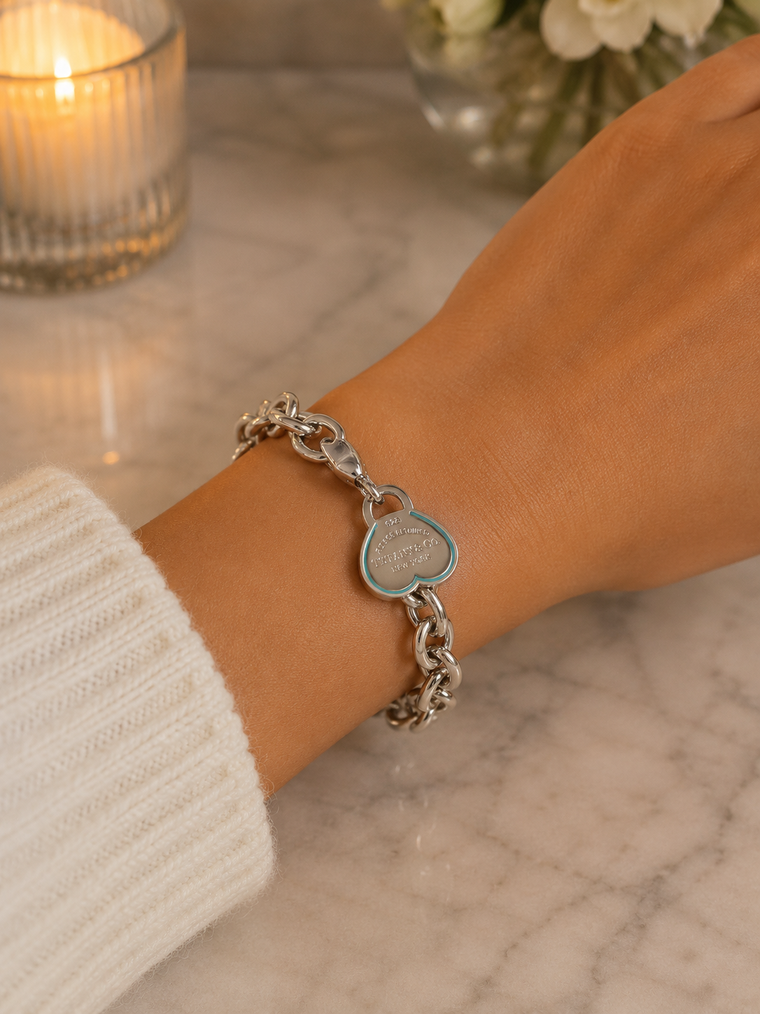 Classic Silver Heart Link Bracelet –